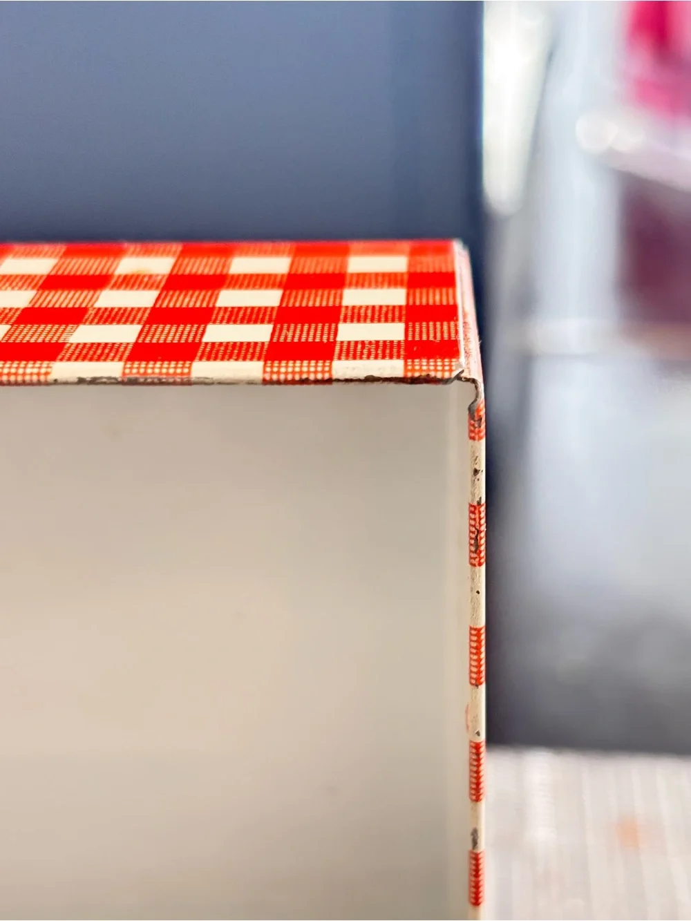 Snoopy's Pizza Palace 1965 Tin Metal Recipe Box Hallmark Peanuts Charlie Brown